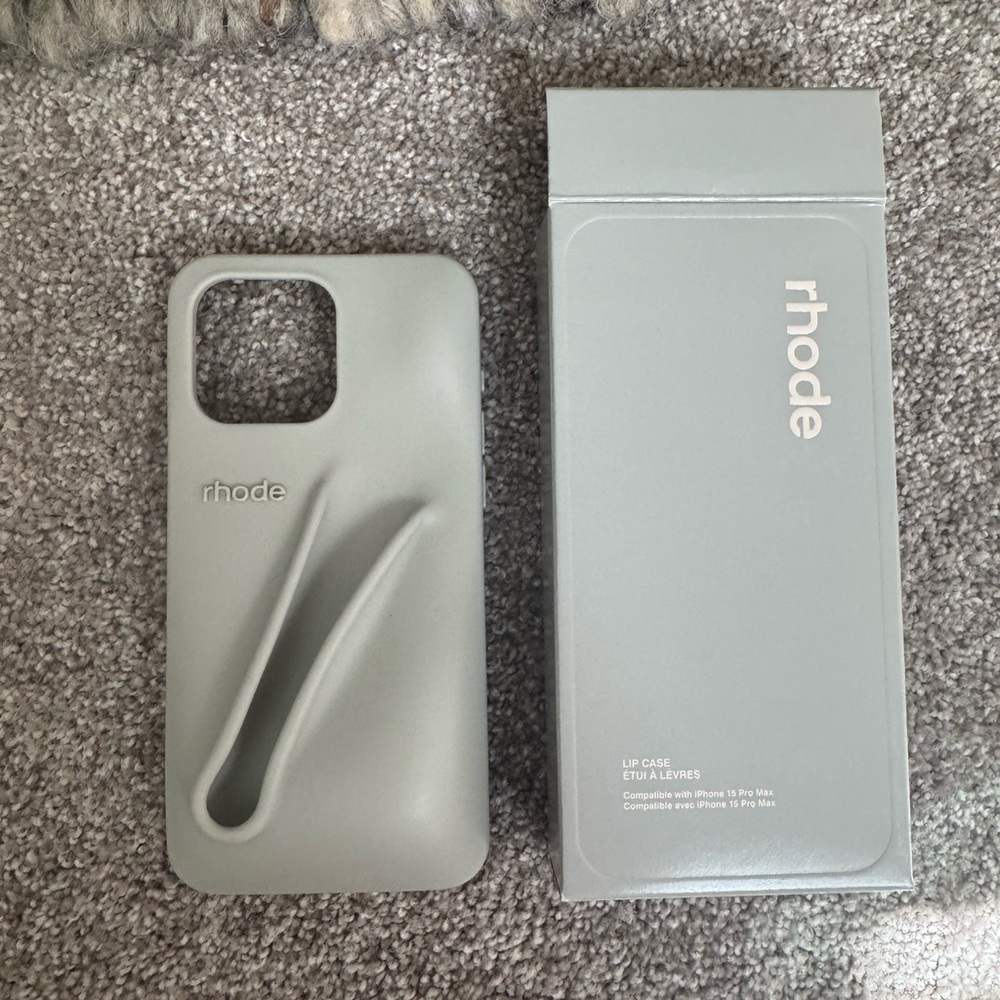 Rhode Gray Phone Case for iPhone 15 Pro Max